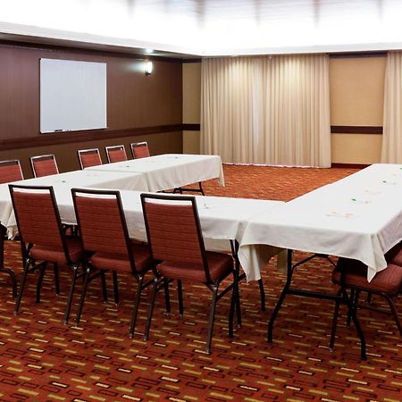 Courtyard By Marriott Wichita East Otel Dış mekan fotoğraf