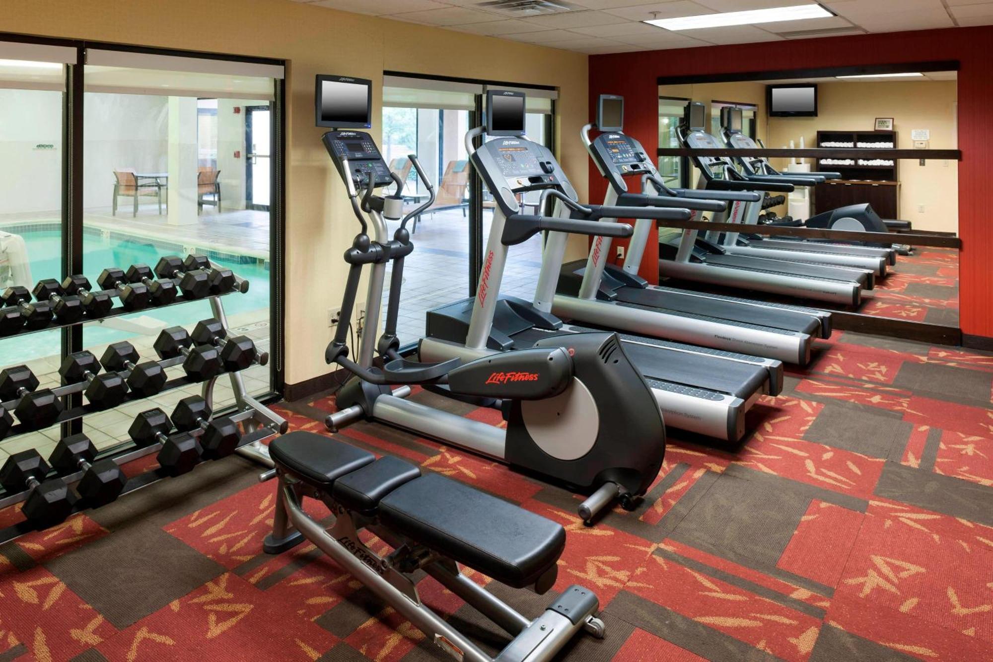 Courtyard By Marriott Wichita East Otel Dış mekan fotoğraf