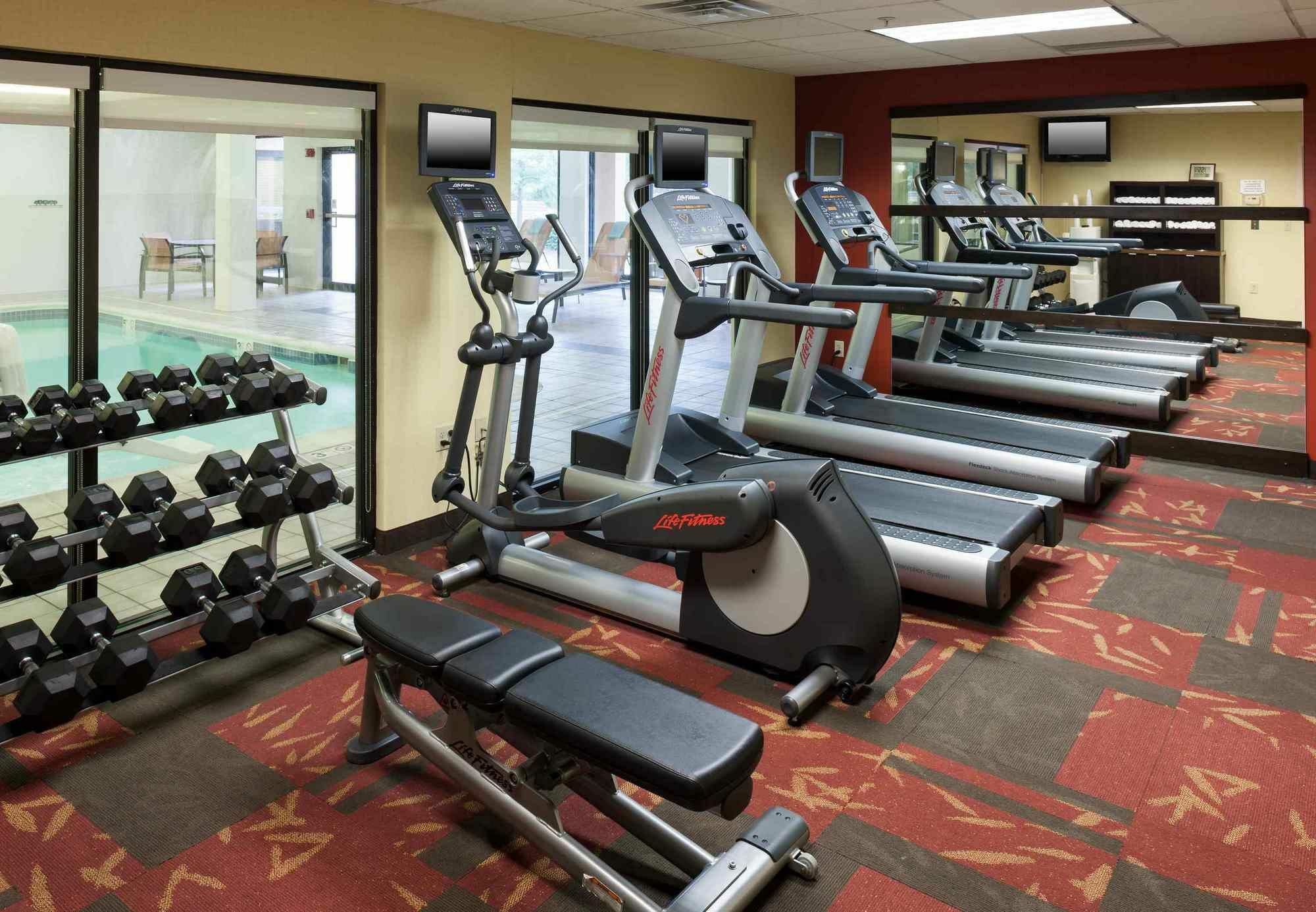 Courtyard By Marriott Wichita East Otel Dış mekan fotoğraf